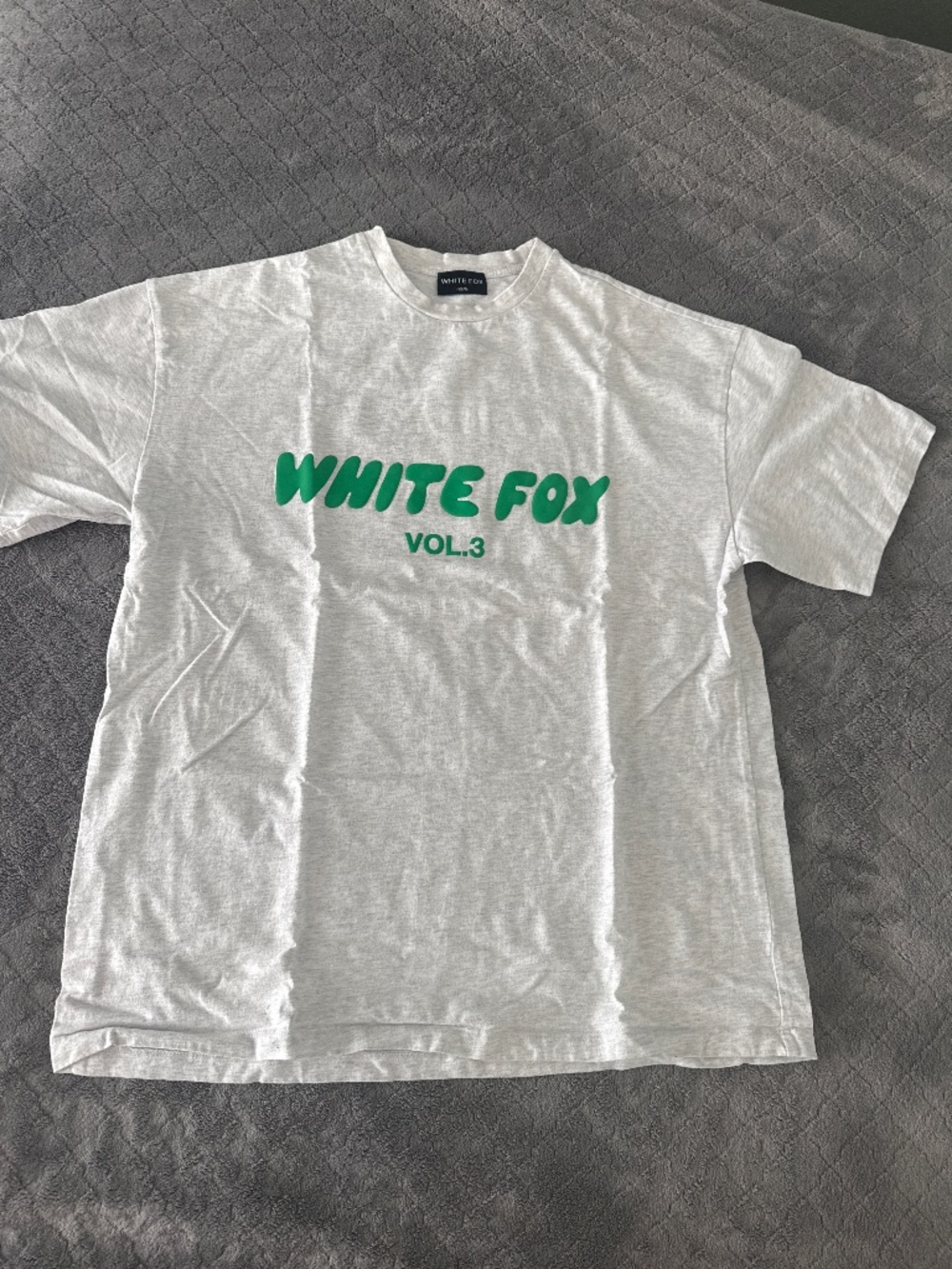 White Fox  Offstage Oversized Tee Glacier Gray